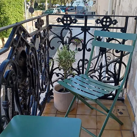 80m² Hyper-centre A 1mn De La Plage דירה ארסשון